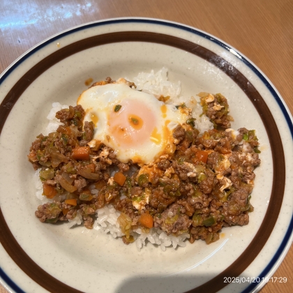 丸めない簡単ロコモコ丼