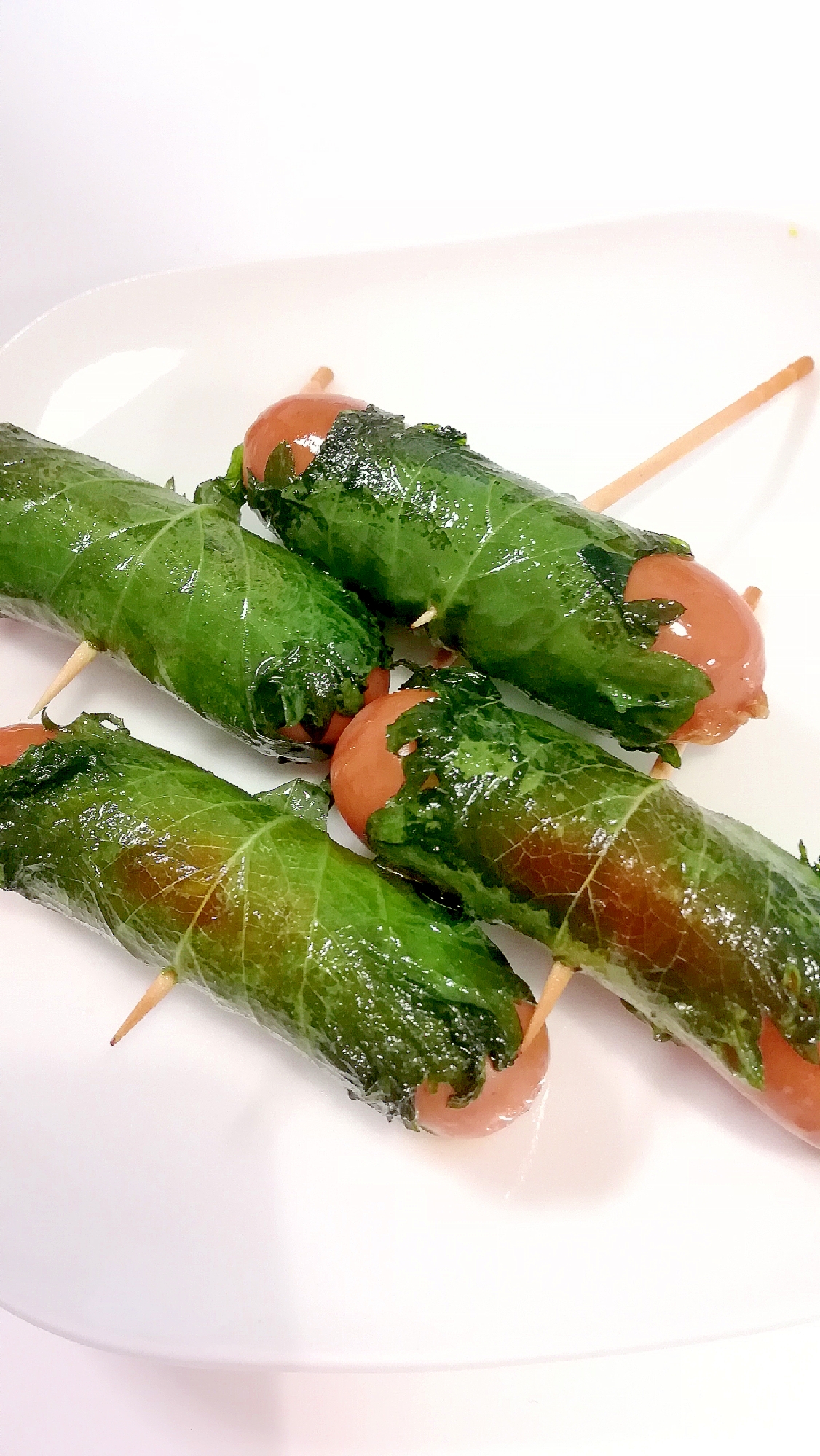 おつまみに。ウィンナーの大葉巻き