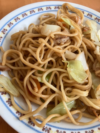 冷蔵庫にある野菜でソース焼きそば