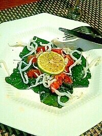 ワインに日本酒に 丘ワカメと白魚のカルパッチョ レシピ 作り方 By 酔いどれんぬ 楽天レシピ