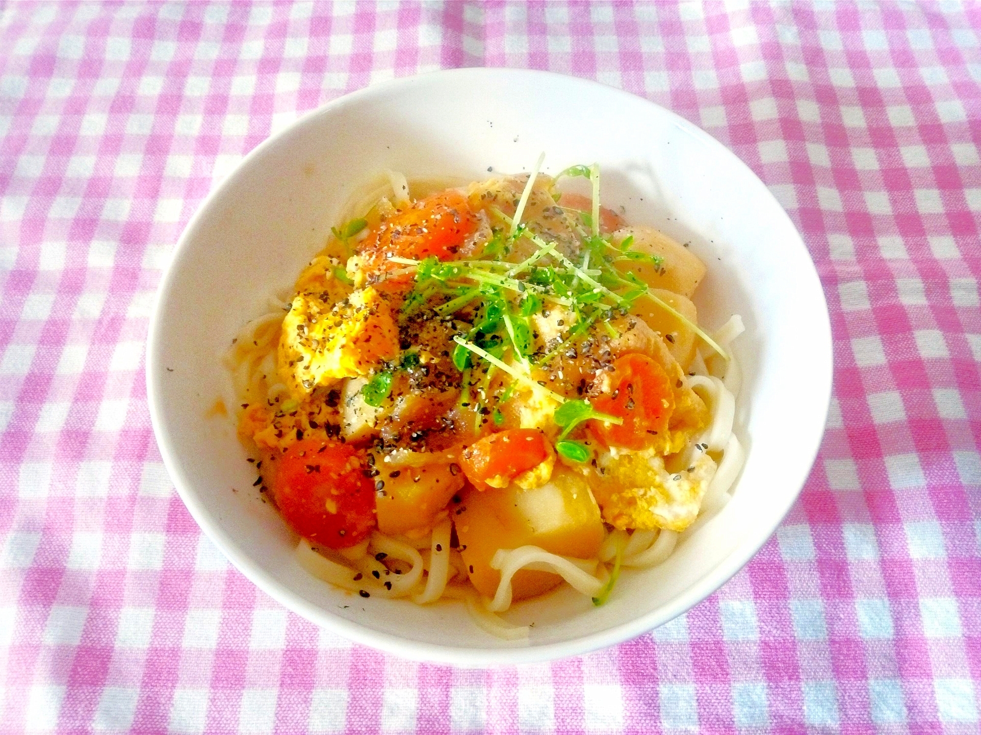 煮物リメイク♪卵とじのっけうどん