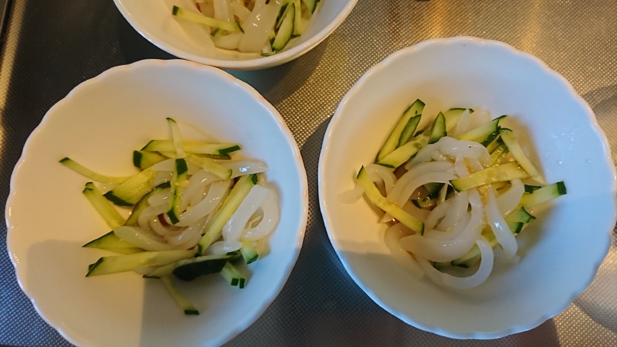 イカそうめんときゅうりの小鉢 レシピ 作り方 By とぐち 楽天レシピ イカそうめんときゅうりの小鉢 レシピ 作り方 By とぐち 楽天レシピ