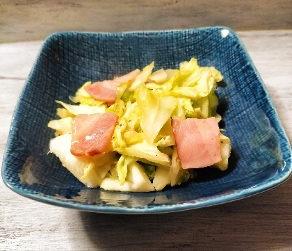 きょうはこちら♬本日外出のため昨日夕食に作ったの(⁠ʘ⁠ᴗ⁠ʘ⁠✿⁠)STAUBなくて蓋付きフライパンだから甘みが違うかもだけど甘みがあって美味しかった〜✨感謝