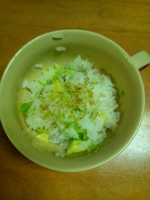 幼児食　チーズとキャベツと胡麻のご飯