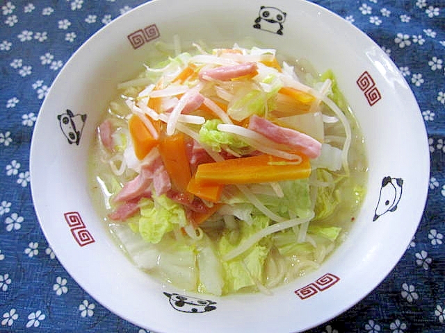 ベーコンと蒸し野菜のとんこつラーメン レシピ 作り方 By けいちゃん088 楽天レシピ ベーコンと蒸し野菜のとんこつラーメン レシピ 作り方 By けいちゃん088 楽天レシピ