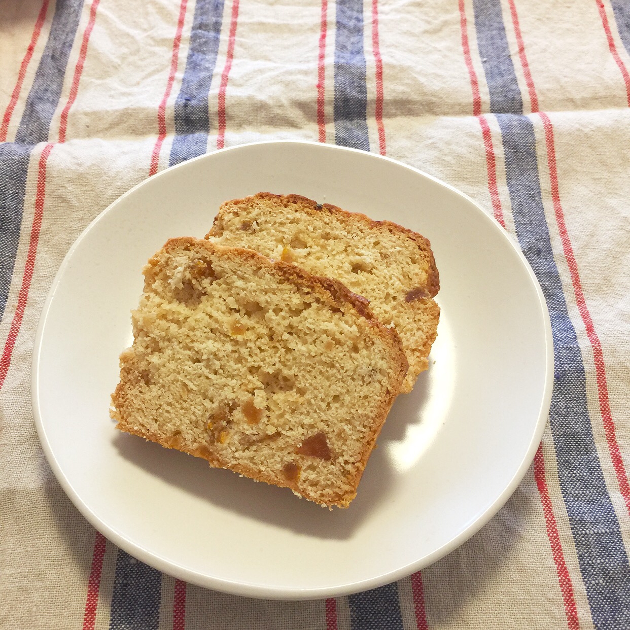 ホットケーキミックスで柚子のパウンドケーキ