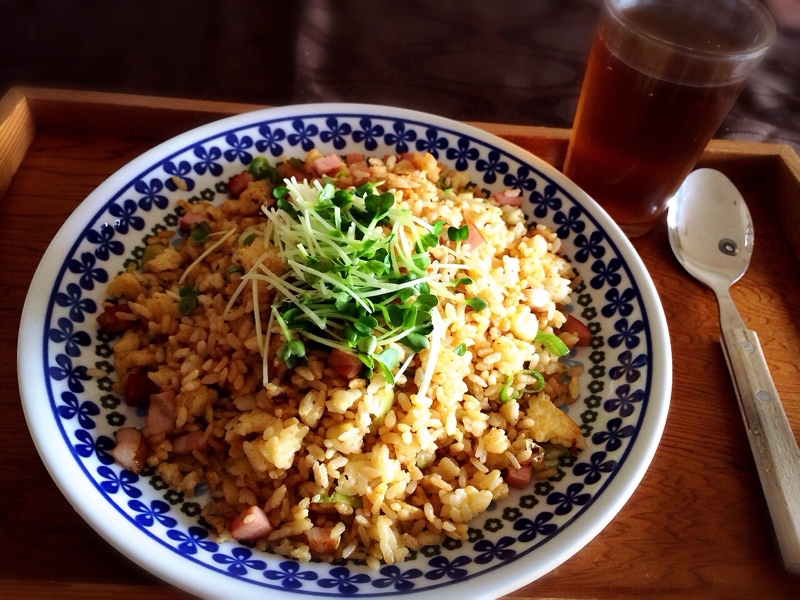 出汁や旨味がハンパない！シンプル炒飯