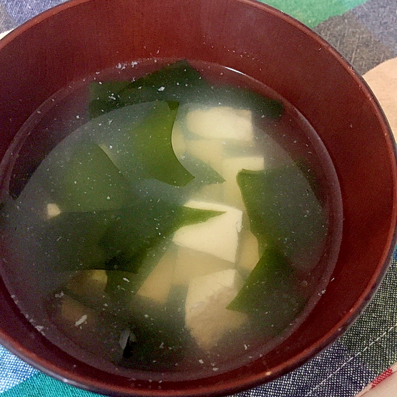 豆腐とワカメのスープ★