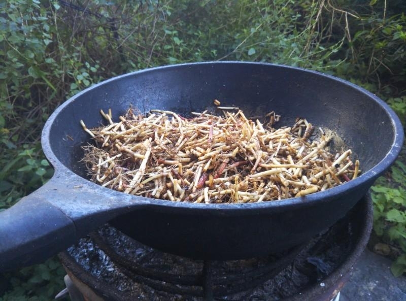 ドクダミの根の醤油炒め レシピ 作り方 By Qq542vev 楽天レシピ ドクダミの根の醤油炒め レシピ 作り方 By Qq542vev 楽天レシピ