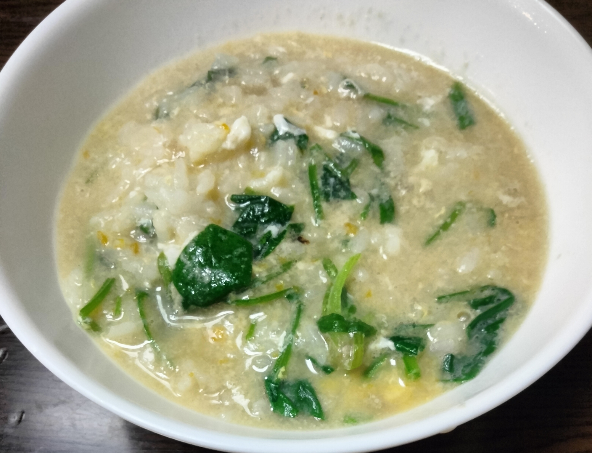 おでんの残り汁で ほうれん草入り卵雑炊