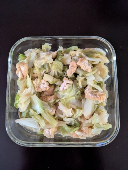 キャベツと油揚げの煮物