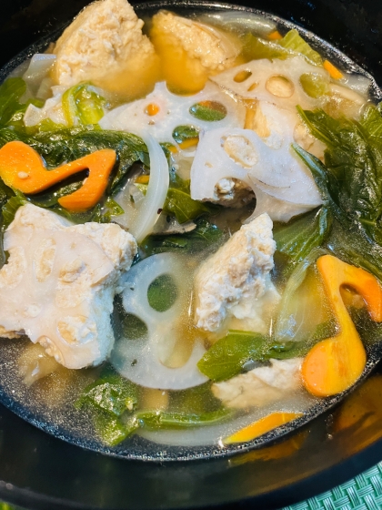 簡単手作り肉団子と野菜たっぷり☆おかずスープ