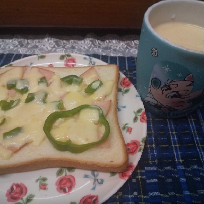 ◆ひろちゃんさん
おはようございます
食パンで失礼します
モーニングセット良いですね