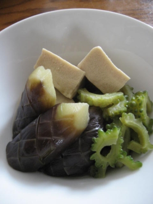 めんつゆで簡単に！野菜と高野豆腐のあっさり煮