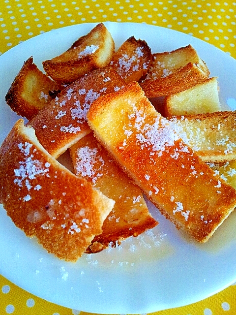 パンの耳で✿お砂糖とお塩の簡単ラスク❤