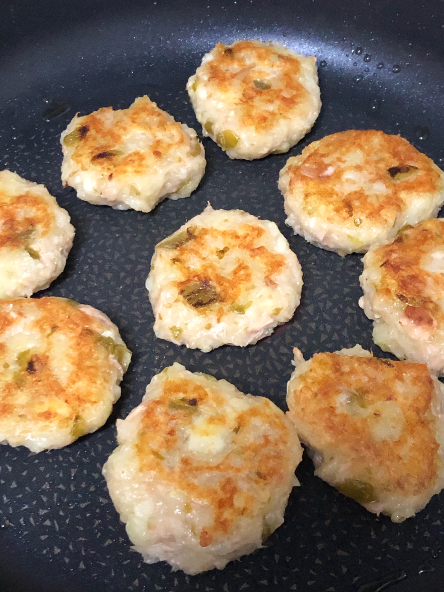 離乳食完了期 ピーマンとツナのおやき レシピ 作り方 By Sassy8 楽天レシピ 離乳食完了期 ピーマンとツナのおやき レシピ 作り方 By Sassy8 楽天レシピ