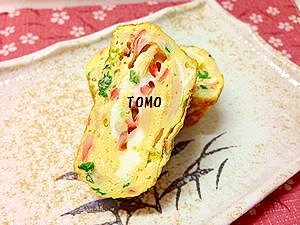 お弁当に!カニカマと浅葱の卵焼き