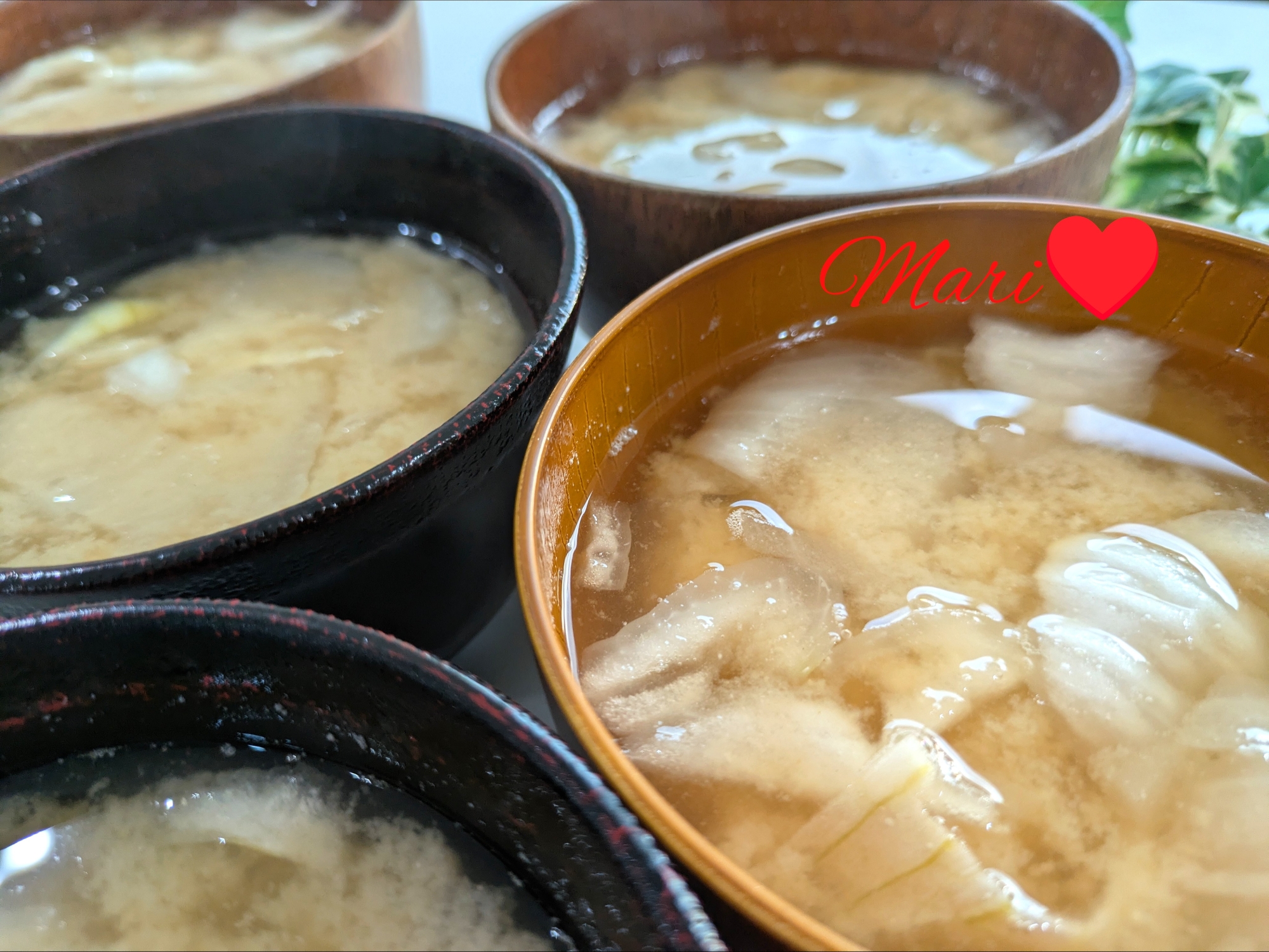 シンプル旨い！新玉ねぎの味噌汁