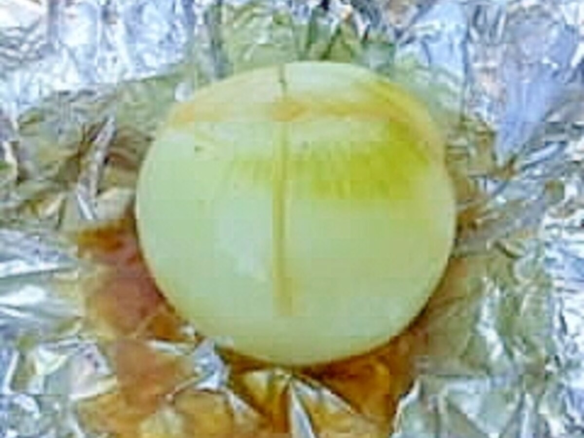 たまねぎまるごとホイル焼き レシピ 作り方 By あっこサンバ 楽天レシピ たまねぎまるごとホイル焼き レシピ 作り方 By あっこサンバ 楽天レシピ