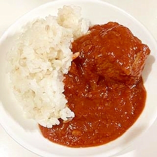 ごろごろ牛肩肉で　トマトたっぷりハヤシライス