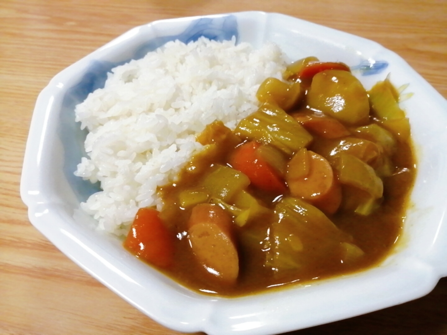 新玉ねぎと白菜とウインナーのカレー