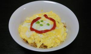 お家でランチ☆オムライス丼