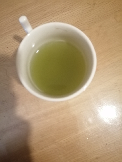 意外とおいしぃ！はちみつレモン緑茶