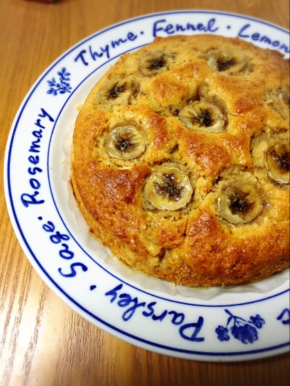 丸型で焼きました。焼き立ても翌日も美味しかったです。お値打ちバナナが大活躍（笑）。また作ります！