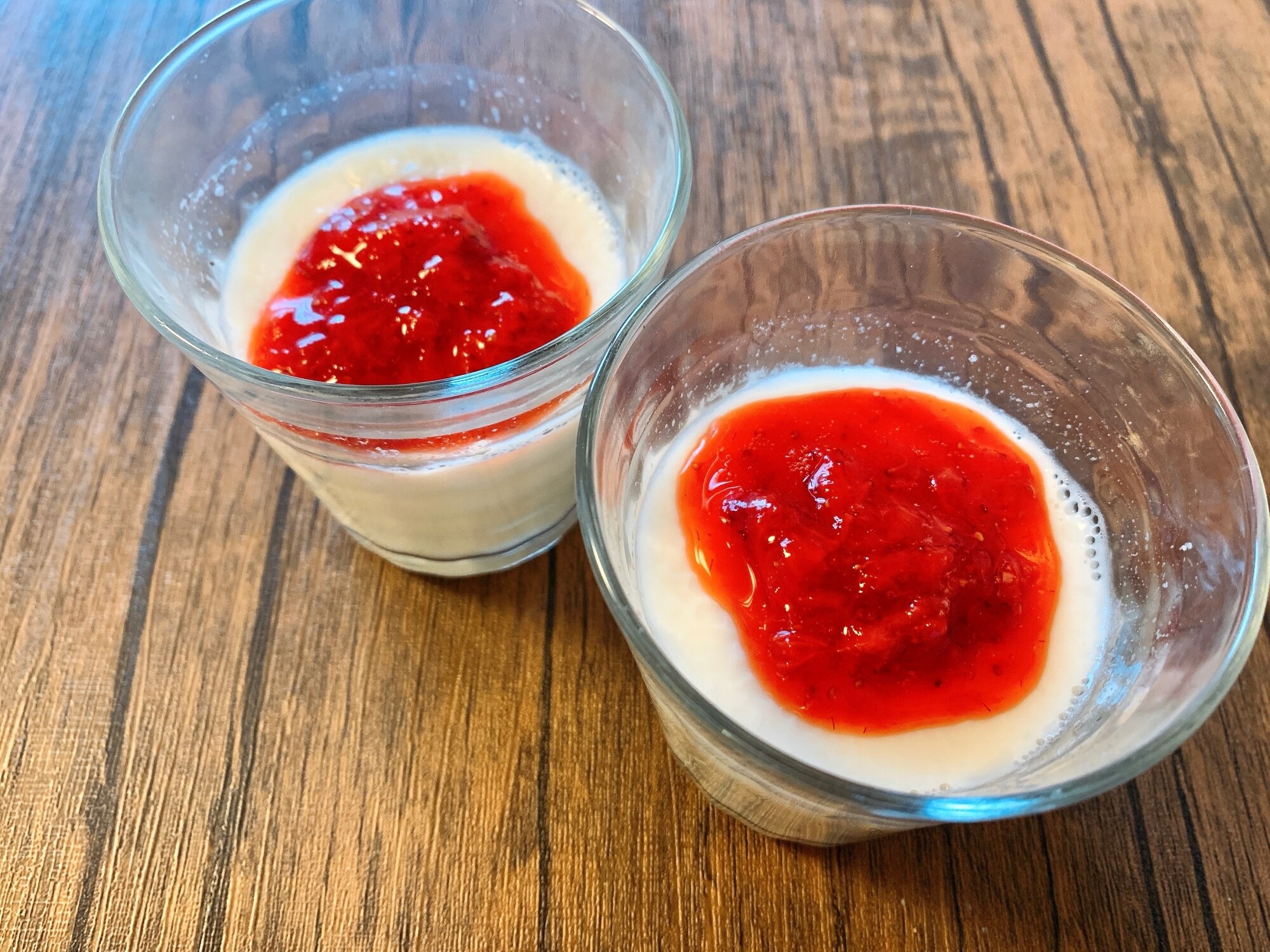 ミルクプリン いちごソースのせ レシピ 作り方 By ちょん 楽天レシピ