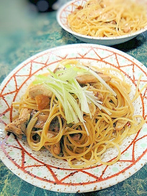 フライパン1つ☆鶏肉とネギのペペロンチーノ レシピ・作り方 by