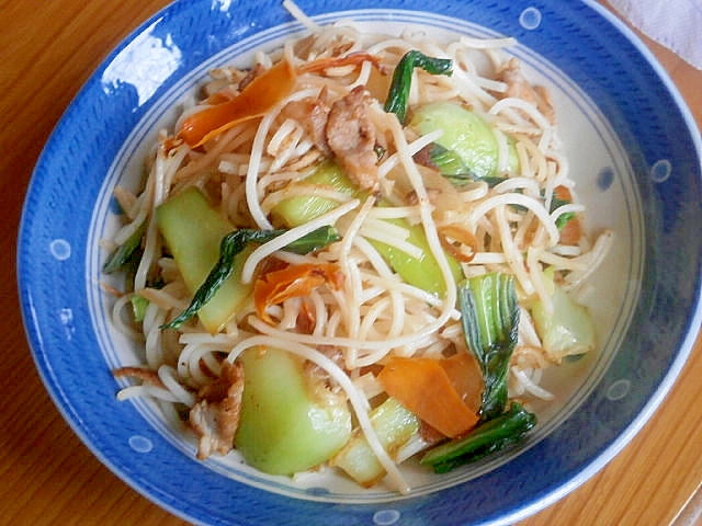 くっつかない！チンゲン菜そうめんチャンプル