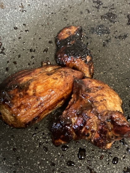 漬け込んで焼くだけ☆簡単照り焼きチキン
