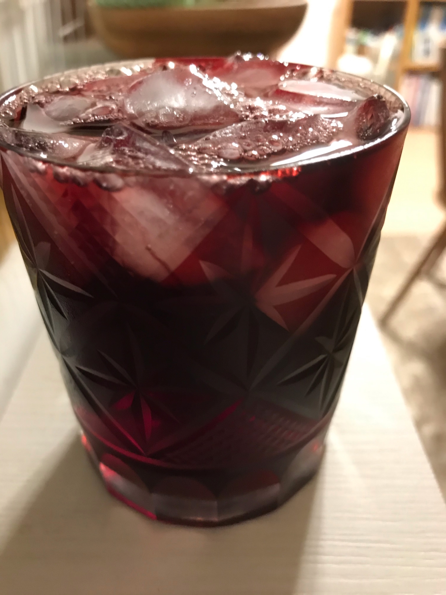 ぐびぐびシリーズ第12段　赤ワインと発泡日本酒