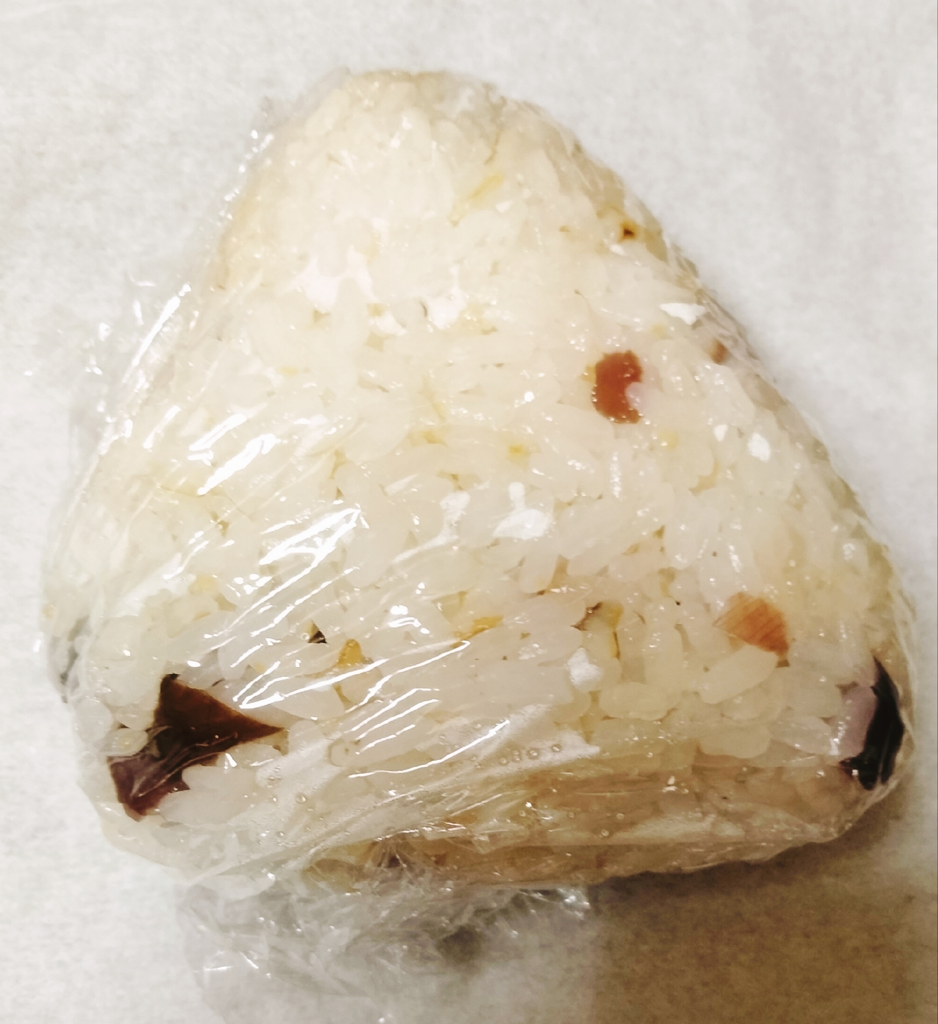 マヨネーズ白だし味の柴漬けおにぎり