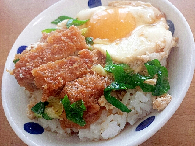 ＊半熟たまごのヒレカツ丼＊