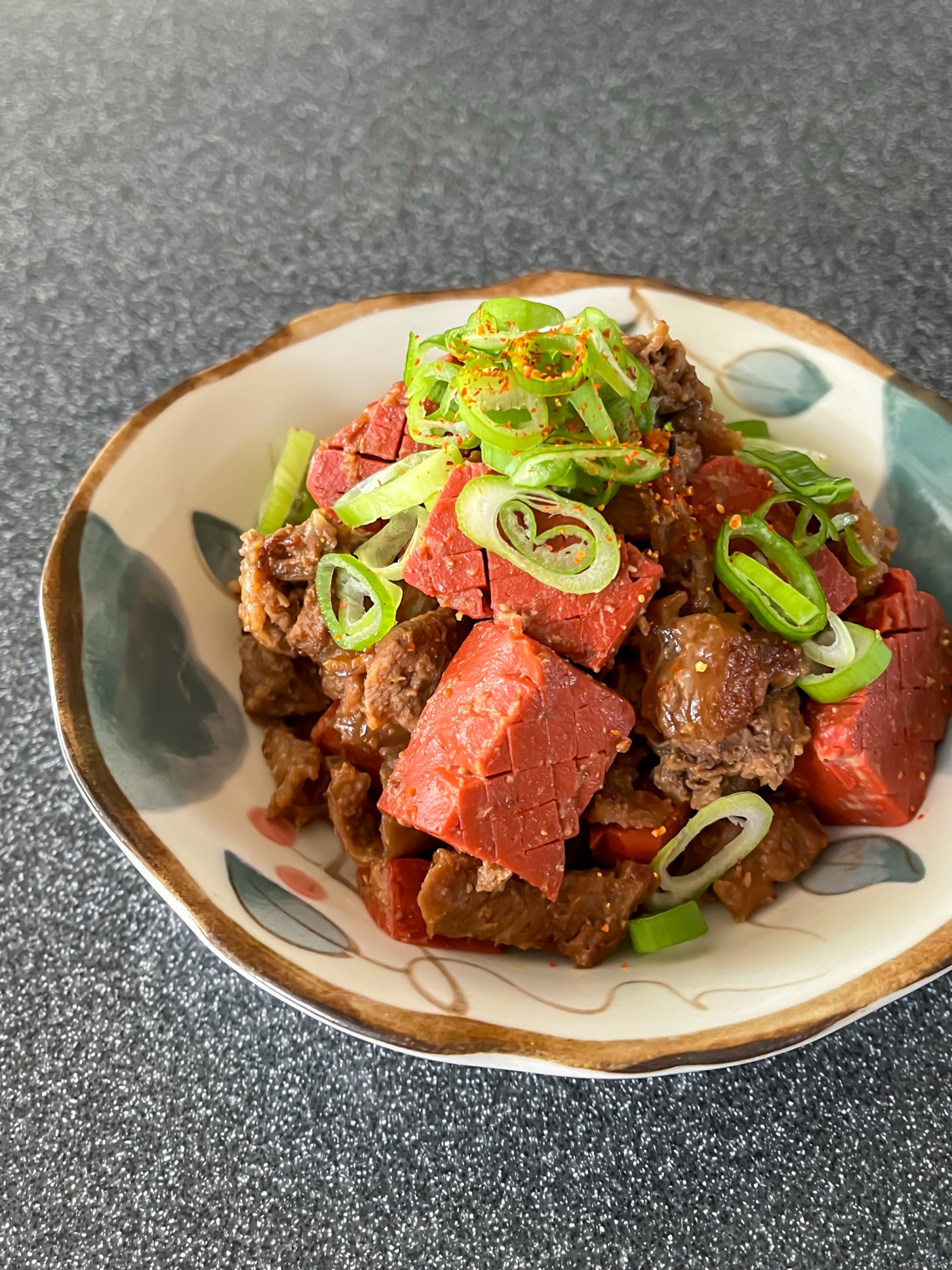 短時間で味しみしみ♪牛すじこんにゃく