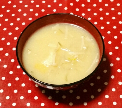 もやしとエノキのお味噌汁