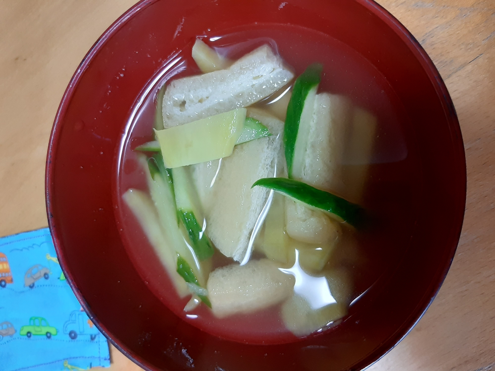 油揚げ　きゅうり　さつまいも　コンソメスープ