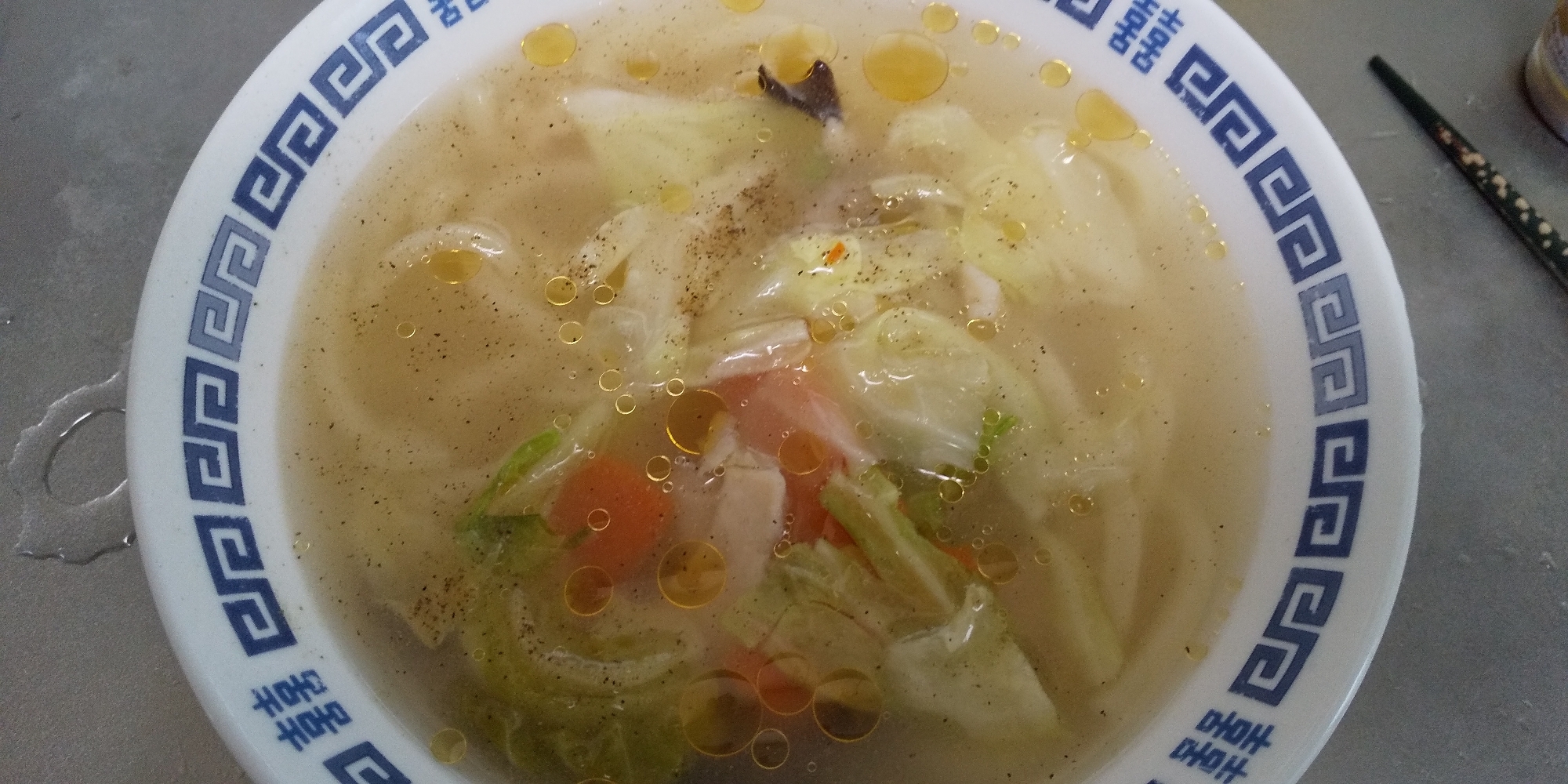 余った八宝菜で簡単野菜うどん