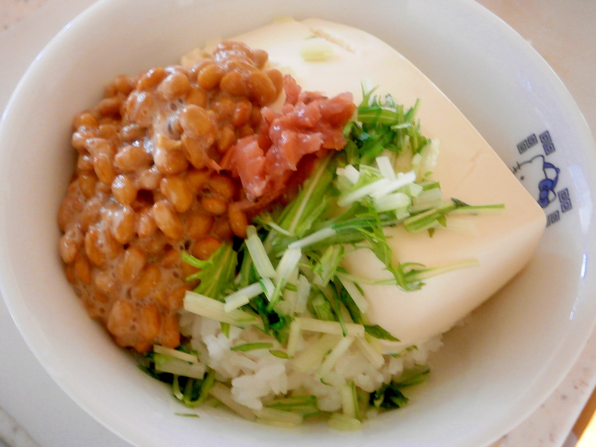 豆腐・水菜をプラス☆納豆ご飯