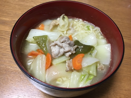 八宝菜で★とんこつ風五目ラーメン★