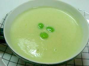簡単まろやか♪枝豆の豆乳スープ