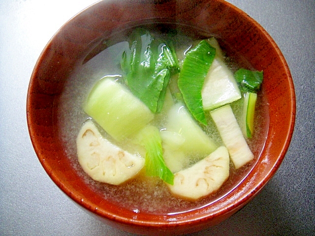 青梗菜と茄子の味噌汁
