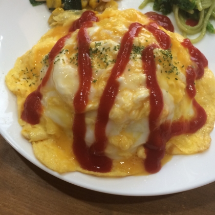 卵を2回に分けて焼く方法簡単でふわっと美味しかったです！レシピありがとうございます(^O^)