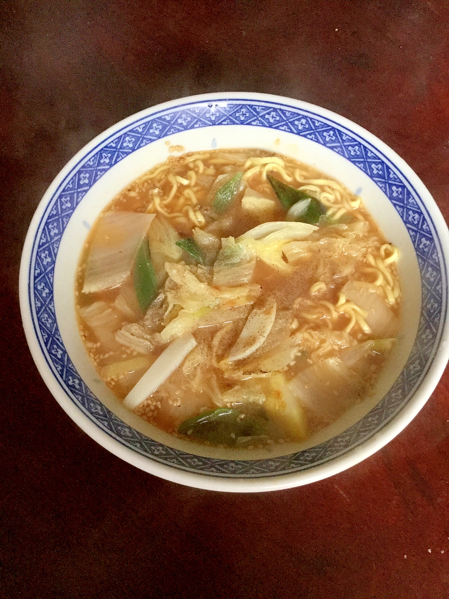 白菜と蒲鉾と下仁田葱の味噌ラーメン。