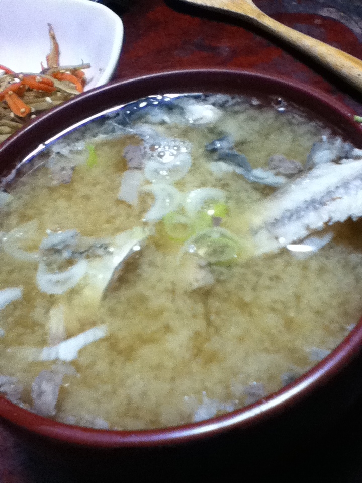 秋刀魚のアラ汁