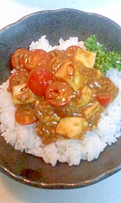 豆腐カレー丼
