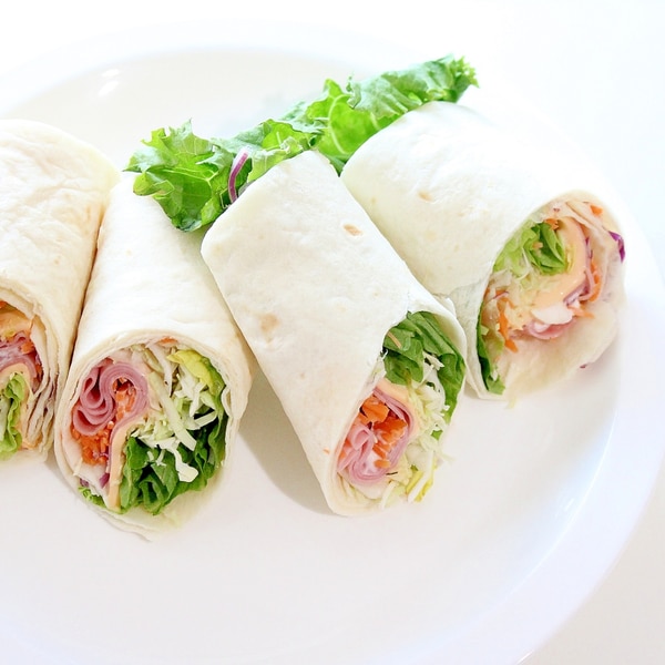 巻くだけ簡単 ハムとチェダーチーズのトルティーヤ レシピ 作り方 By ラムちゃん1224 楽天レシピ 巻くだけ簡単 ハムとチェダーチーズのトルティーヤ レシピ 作り方 By ラムちゃん1224 楽天レシピ