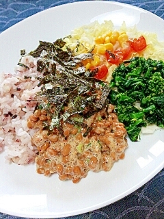 ダイエットに 海苔サラダ風納豆ご飯 レシピ 作り方 By Nyan260 楽天レシピ
