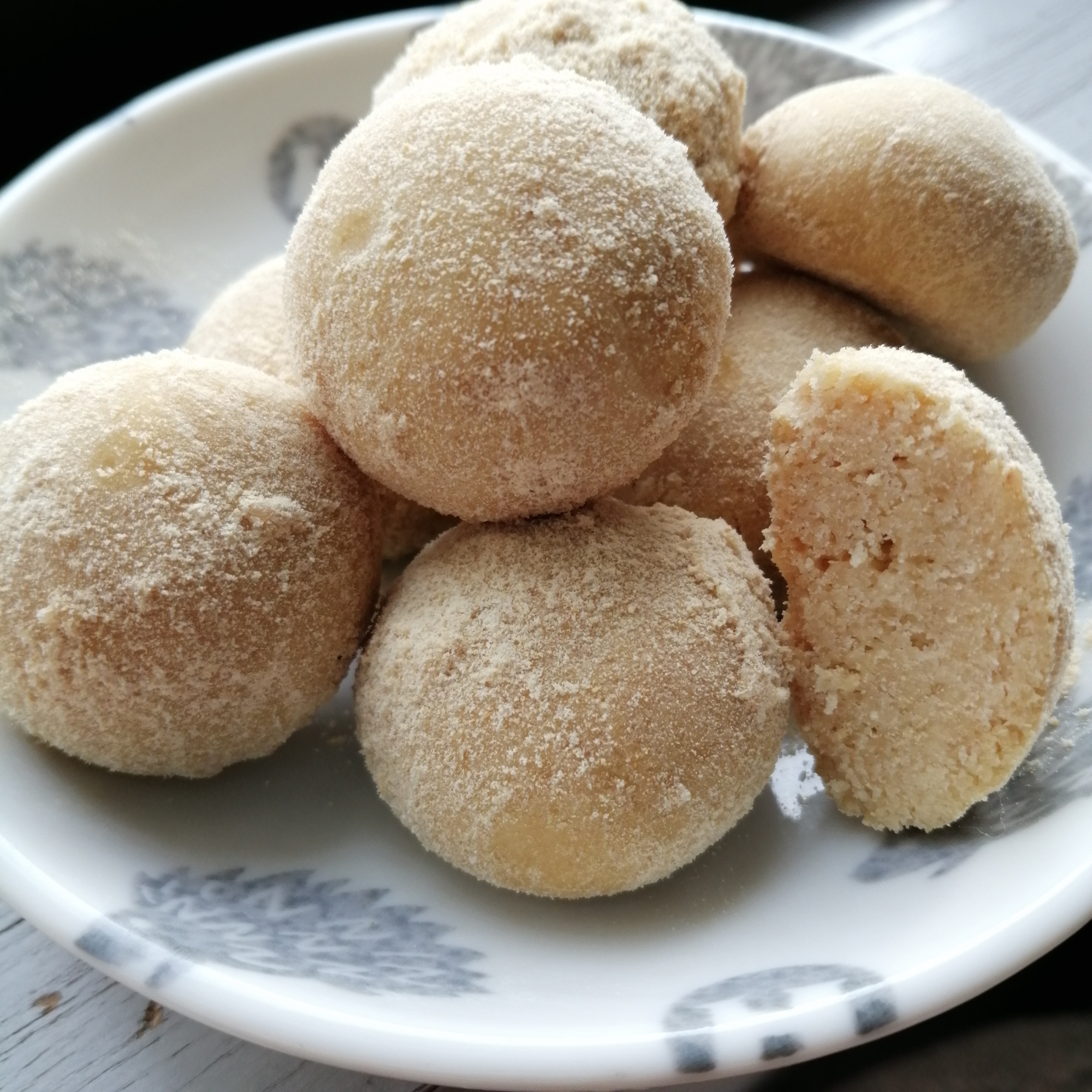 胡麻きな粉のビーガンスノーボール レシピ 作り方 By パティシエtotoのレシピ 楽天レシピ 胡麻きな粉のビーガンスノーボール レシピ 作り方 By パティシエtotoのレシピ 楽天レシピ